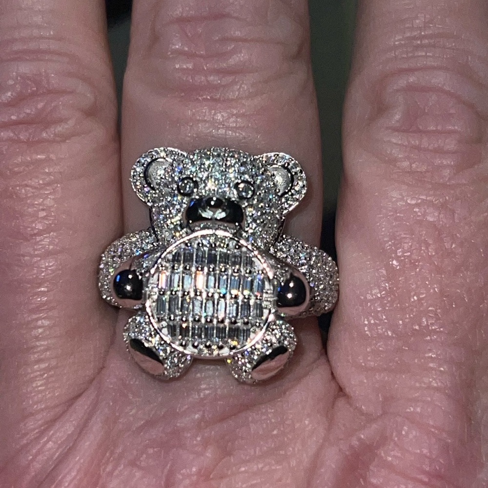 Sparkling Moissanite Bear size 11